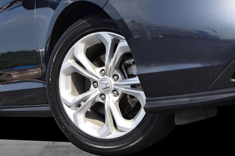 Honda Accord Sedan Vehicle Image 03