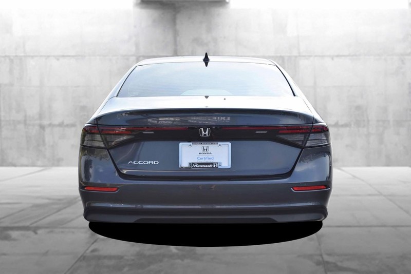 Honda Accord Sedan Vehicle Image 06