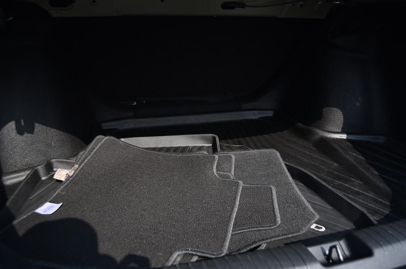Honda Accord Sedan Vehicle Image 18