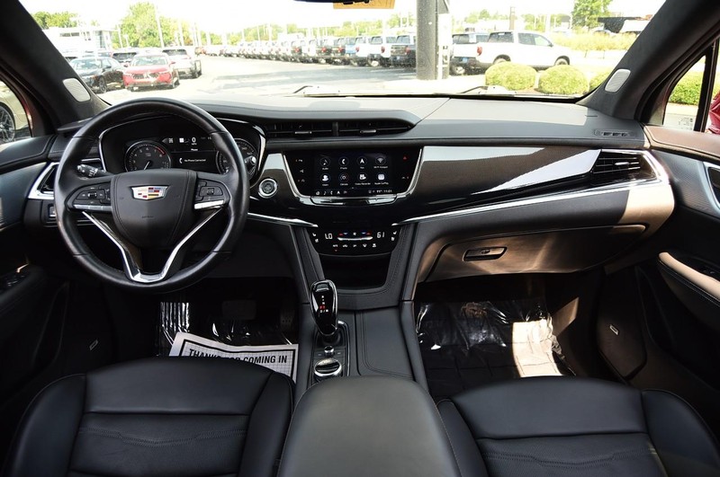 Cadillac XT6 Vehicle Image 07