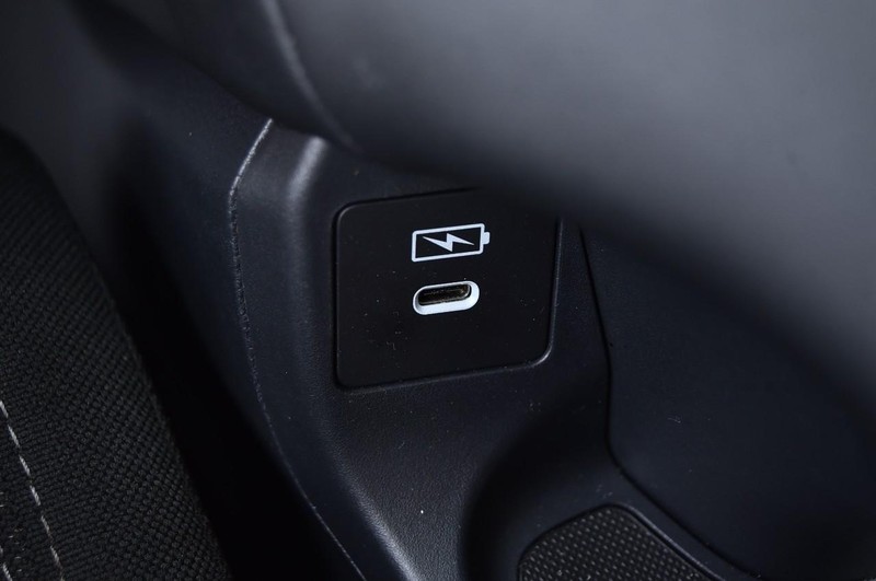 Honda HR-V Vehicle Image 15