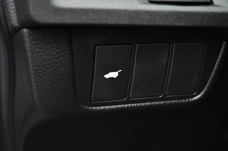 Honda CR-V Hybrid Vehicle Image 10
