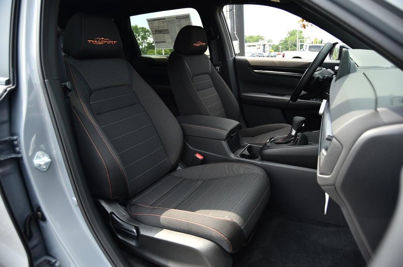 Honda CR-V Hybrid Vehicle Image 21