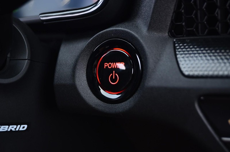 Honda CR-V Hybrid Vehicle Image 19