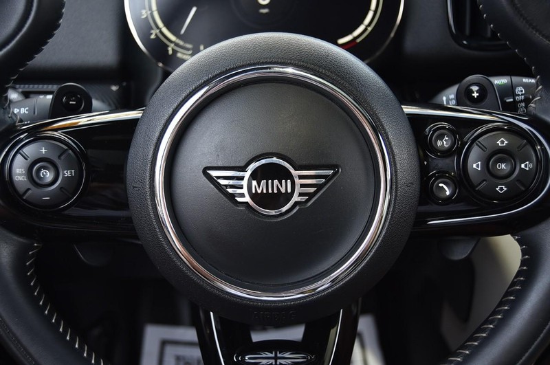 MINI Countryman Vehicle Image 19