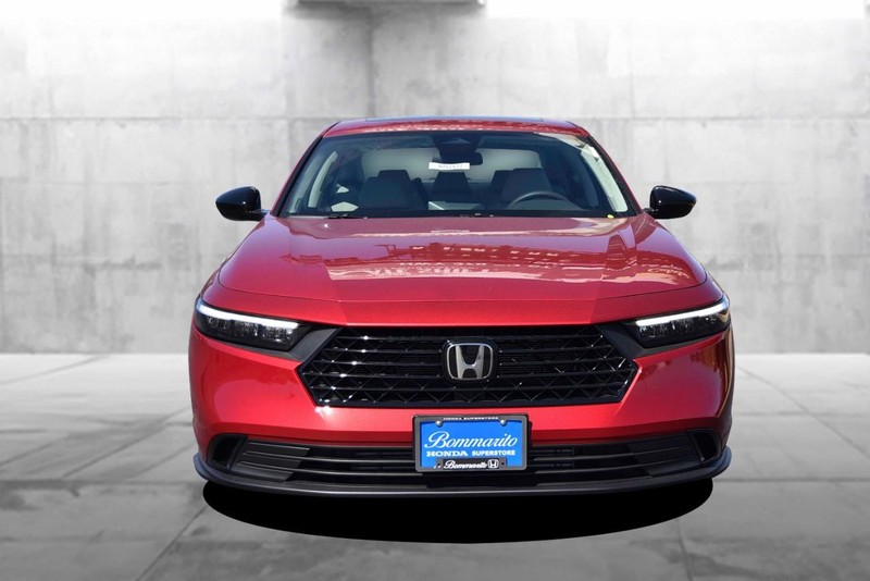 Honda Accord Sedan Vehicle Image 04