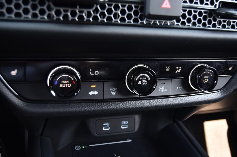 Honda HR-V Vehicle Image 14
