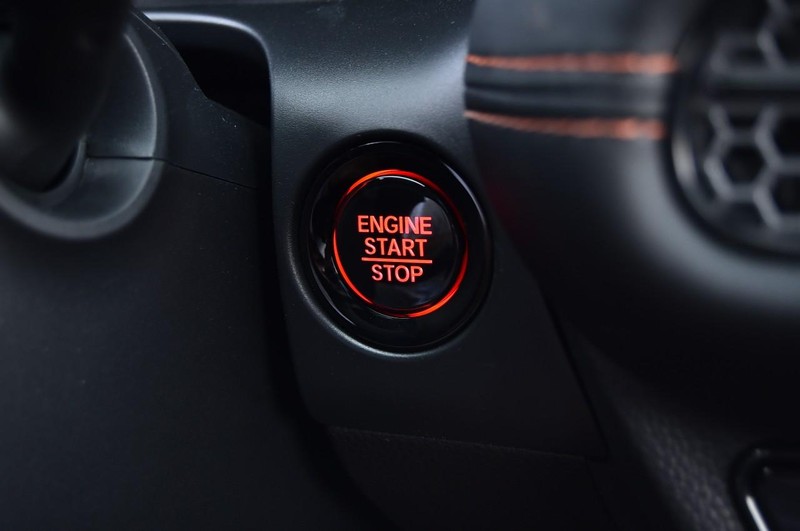 Honda HR-V Vehicle Image 18