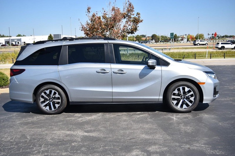 Honda Odyssey Vehicle Image 05