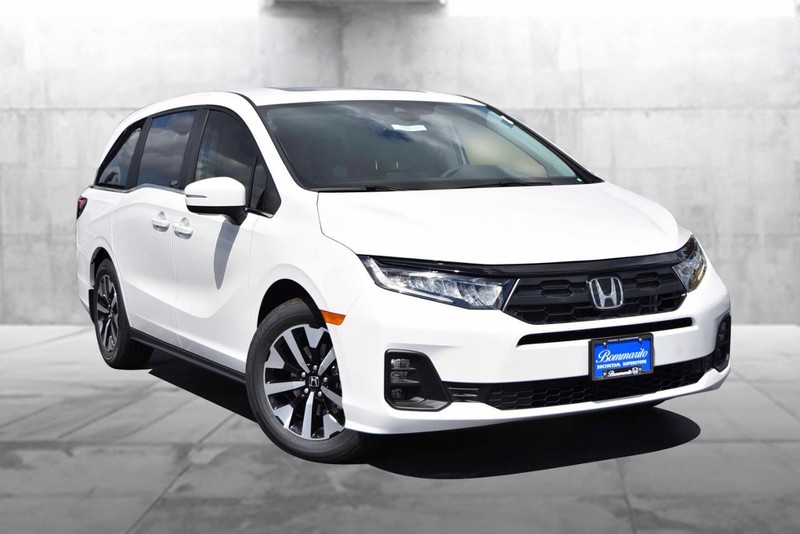 Honda Odyssey Vehicle Image 02