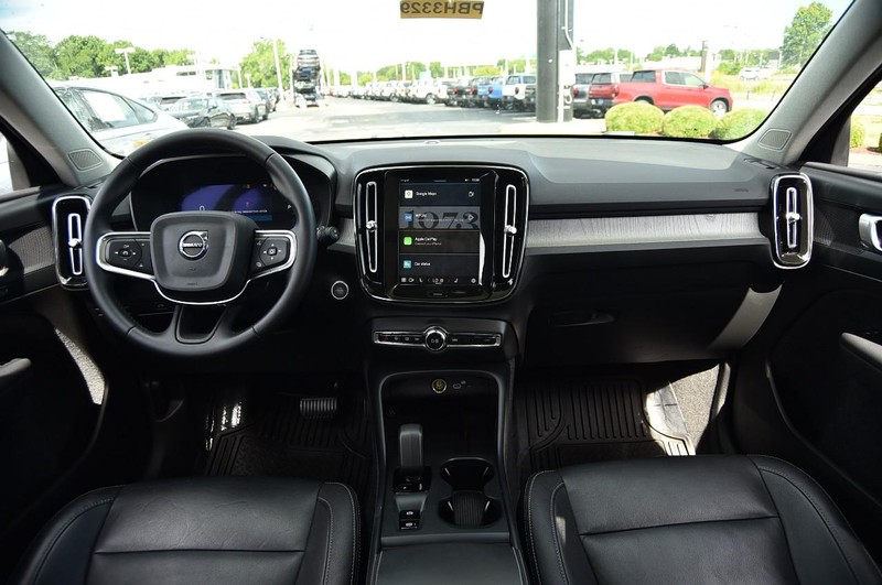 Volvo XC40 Vehicle Image 07