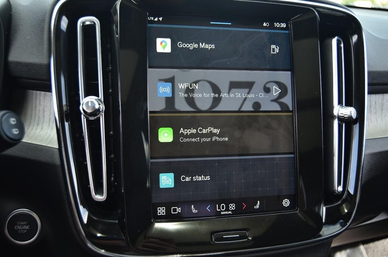 Volvo XC40 Vehicle Image 14