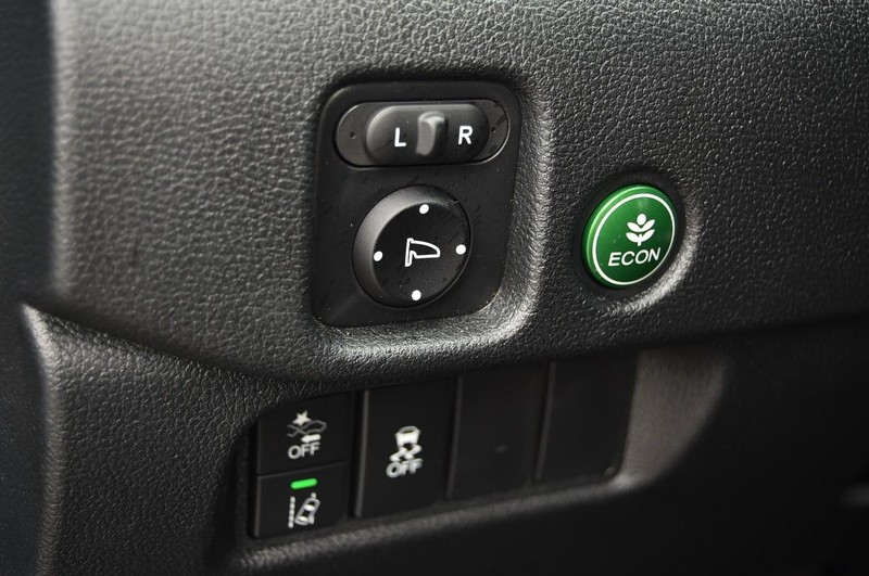 Honda Pilot Vehicle Image 12