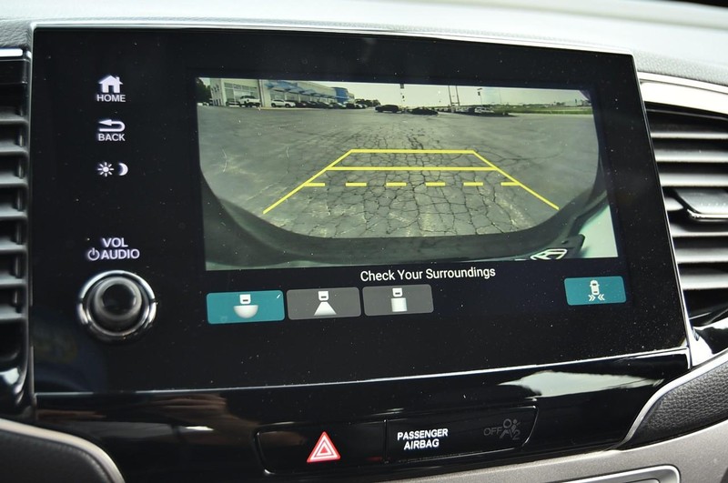 Honda Pilot Vehicle Image 14