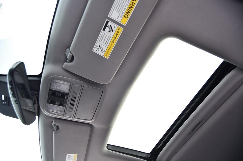 Honda Pilot Vehicle Image 25