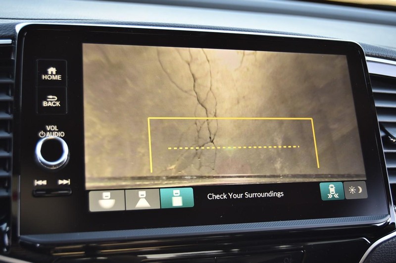 Honda Ridgeline Vehicle Full-screen Gallery Image 16