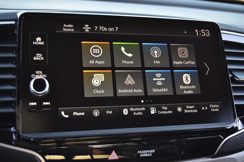 Honda Ridgeline Vehicle Full-screen Gallery Image 17