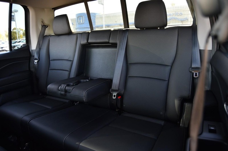Honda Ridgeline Vehicle Full-screen Gallery Image 28