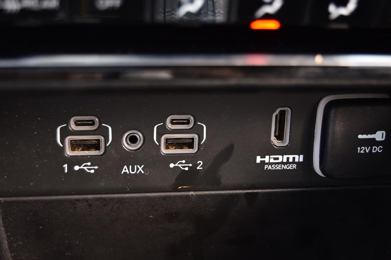 Jeep Grand Cherokee 4xe Vehicle Image 19