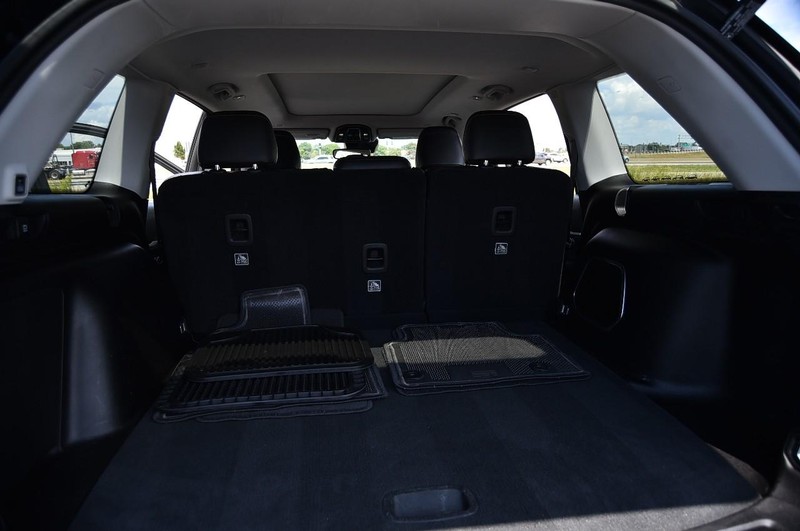 Jeep Grand Cherokee 4xe Vehicle Image 29