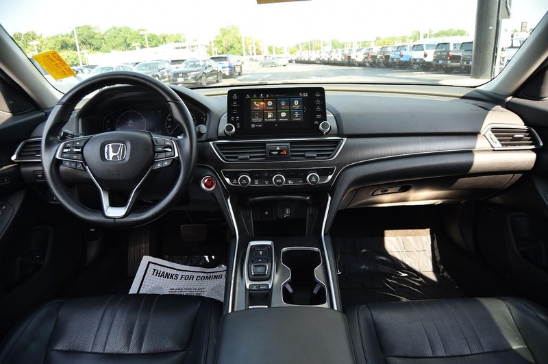 Honda Accord Sedan Vehicle Image 07