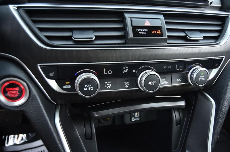 Honda Accord Sedan Vehicle Image 16