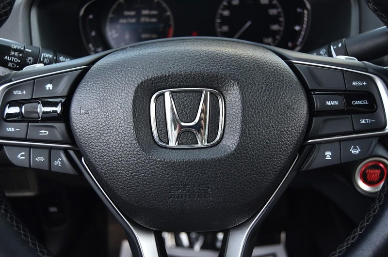 Honda Accord Sedan Vehicle Image 20