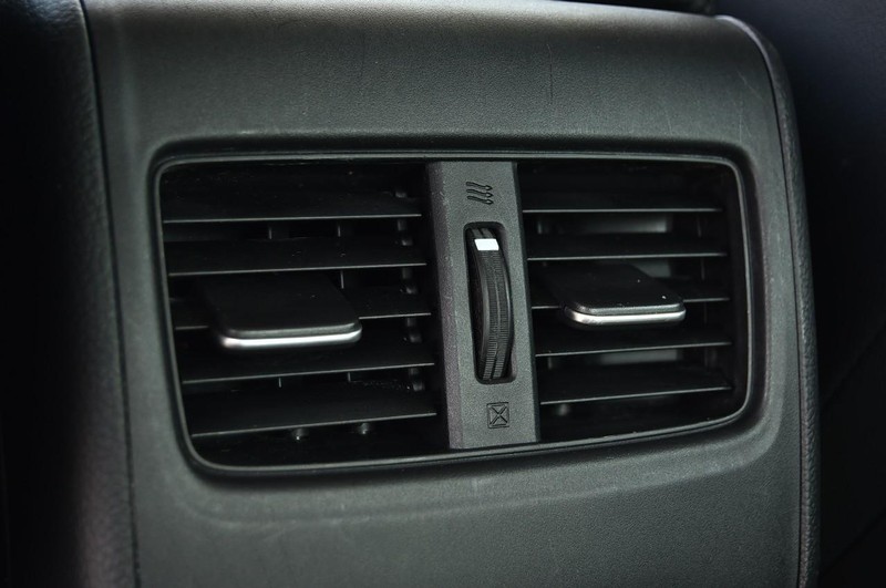 Honda Accord Sedan Vehicle Image 25