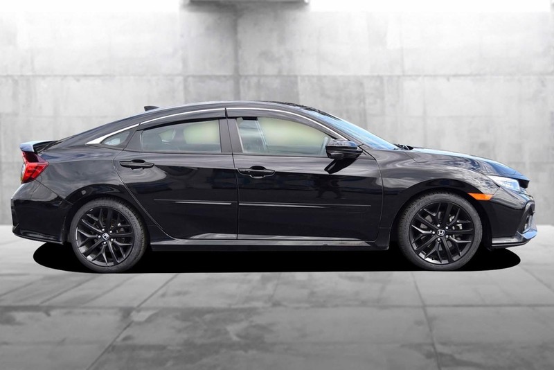 Honda Civic Si Sedan Vehicle Image 05