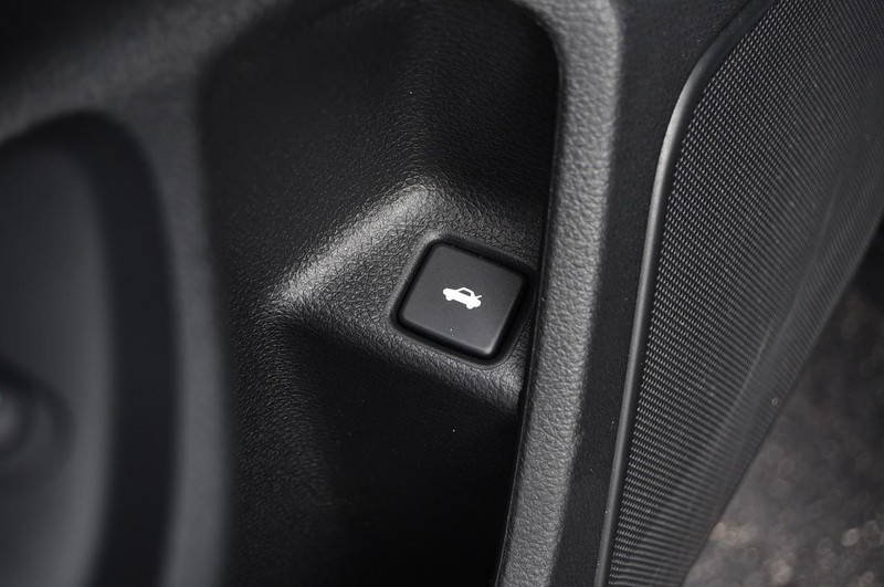 Honda Civic Si Sedan Vehicle Image 09