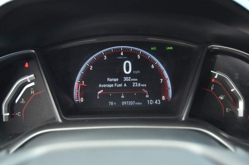 Honda Civic Si Sedan Vehicle Image 11