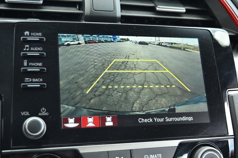 Honda Civic Si Sedan Vehicle Image 12