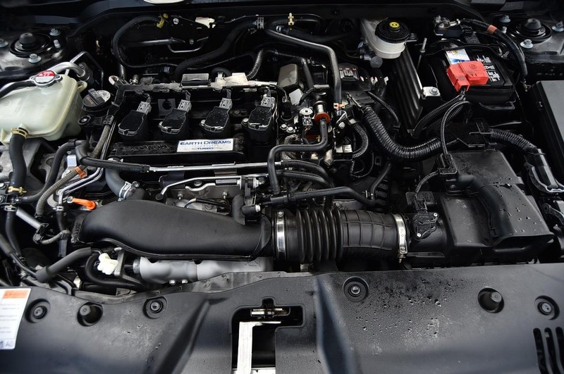 Honda Civic Si Sedan Vehicle Image 23