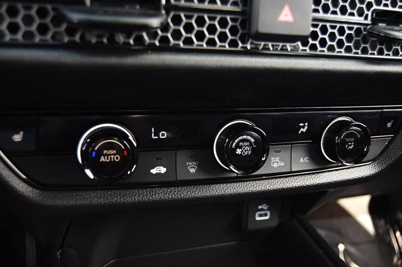Honda HR-V Vehicle Image 13