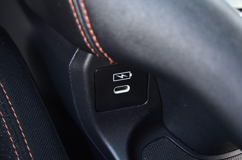 Honda HR-V Vehicle Image 16