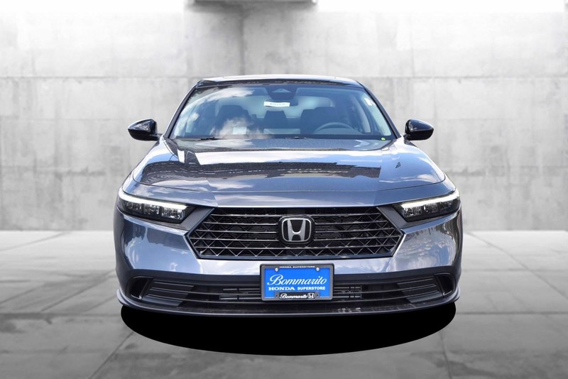 Honda Accord Sedan Vehicle Image 04