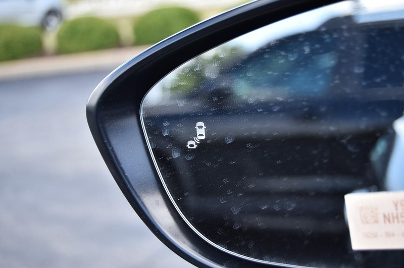 Honda Accord Sedan Vehicle Image 09
