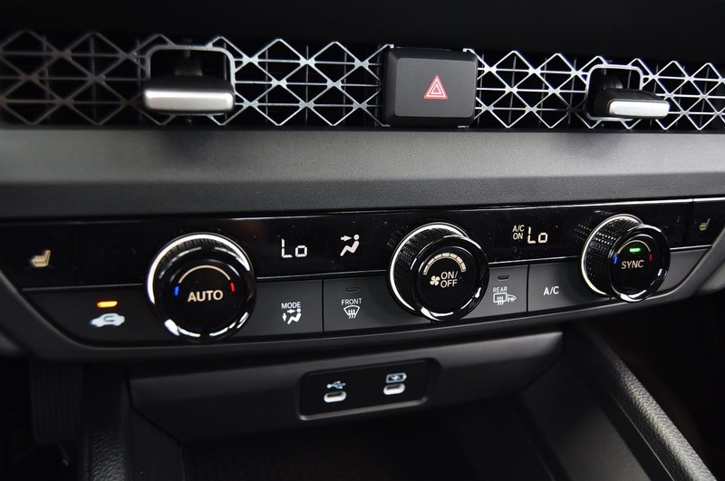 Honda Accord Sedan Vehicle Image 13