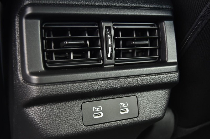 Honda Accord Sedan Vehicle Image 22