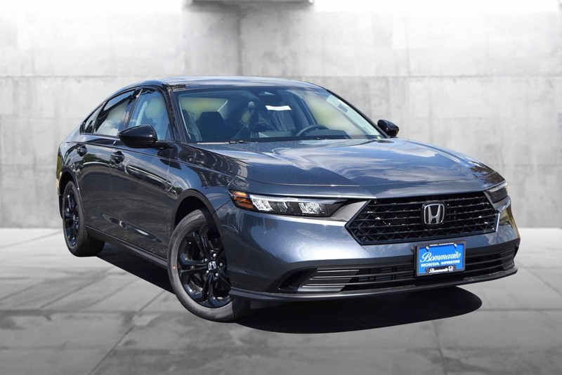 Honda Accord Sedan Vehicle Image 02