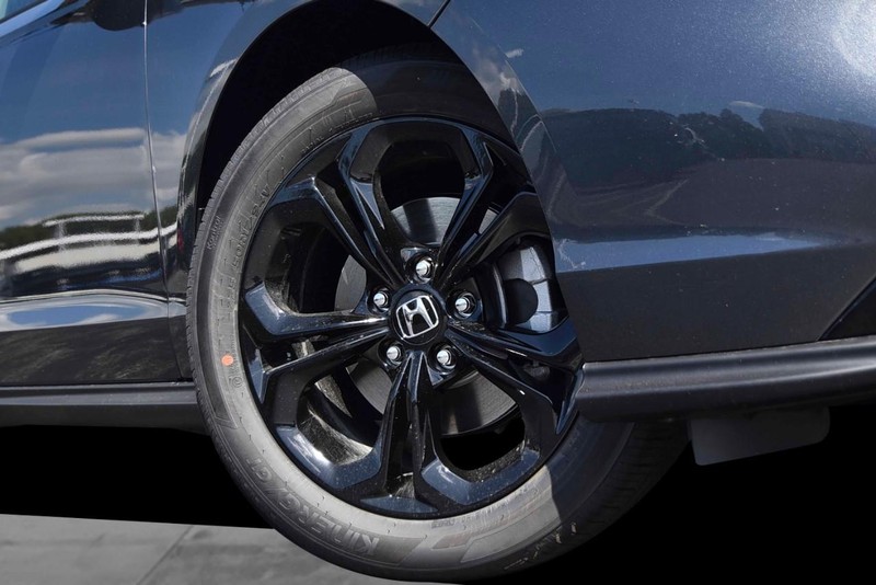 Honda Accord Sedan Vehicle Image 03