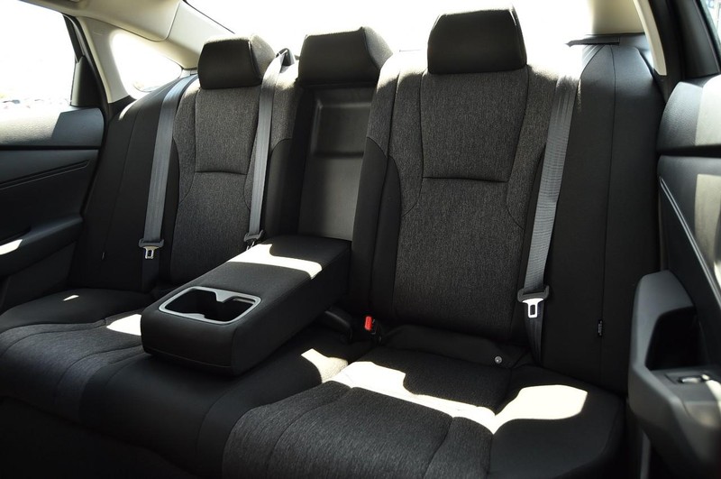 Honda Accord Sedan Vehicle Image 21