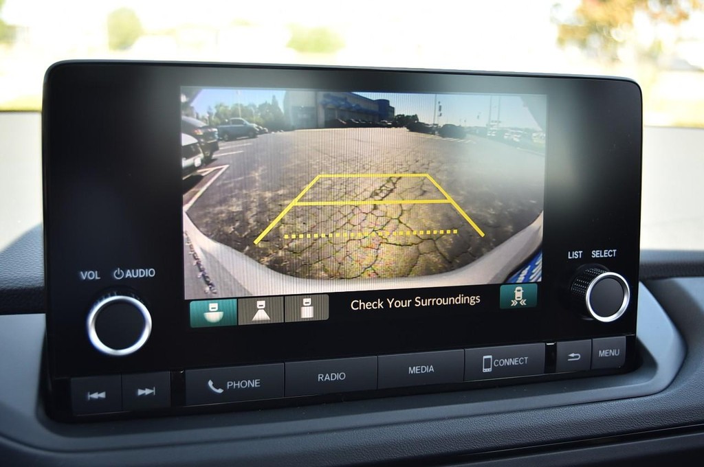 Honda Accord Sedan Vehicle Image 11