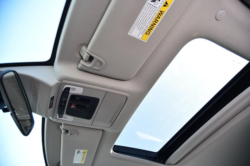 Honda Accord Sedan Vehicle Image 20