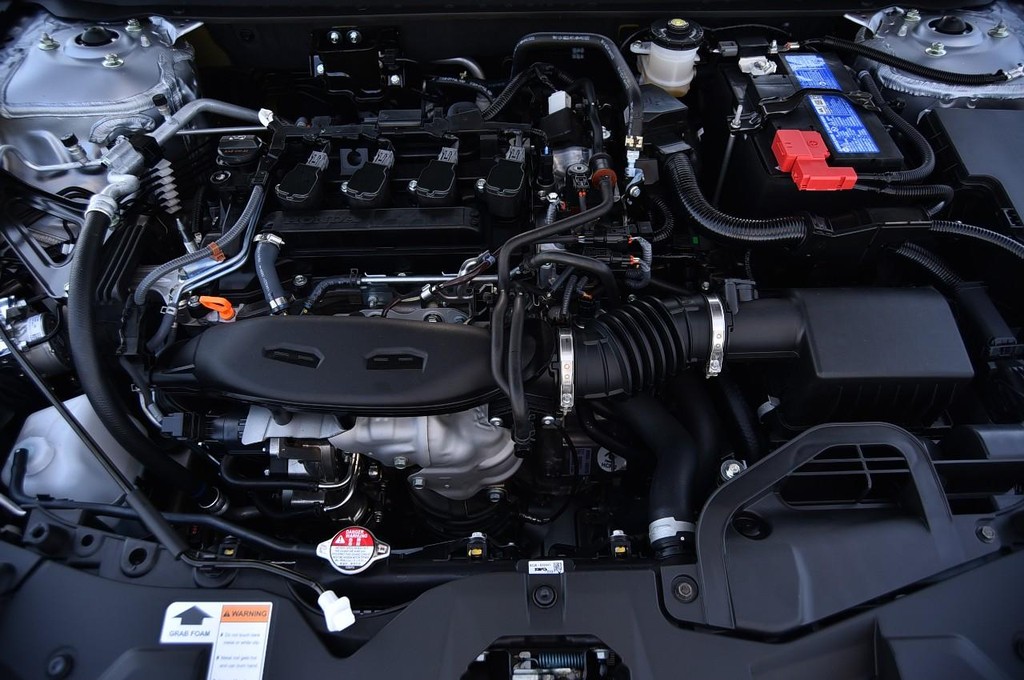 Honda Accord Sedan Vehicle Image 24