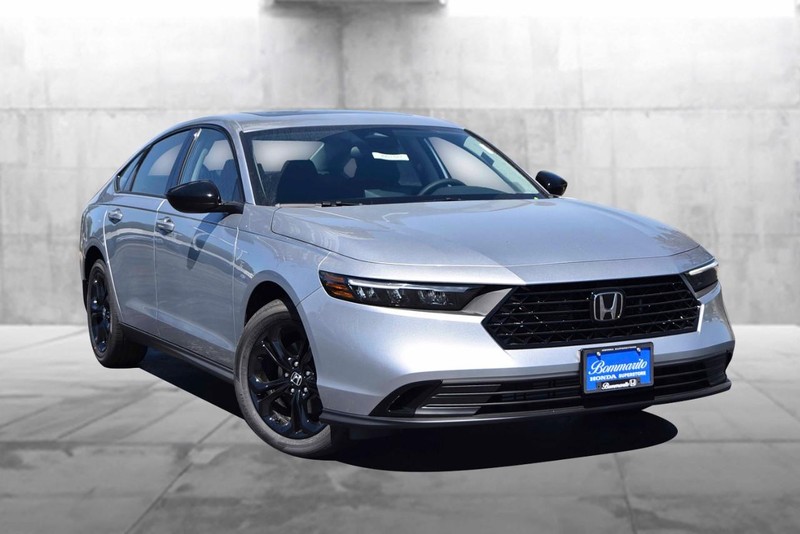 Honda Accord Sedan Vehicle Image 02