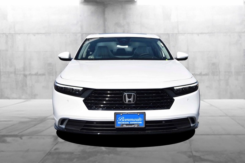 Honda Accord Hybrid Vehicle Image 04