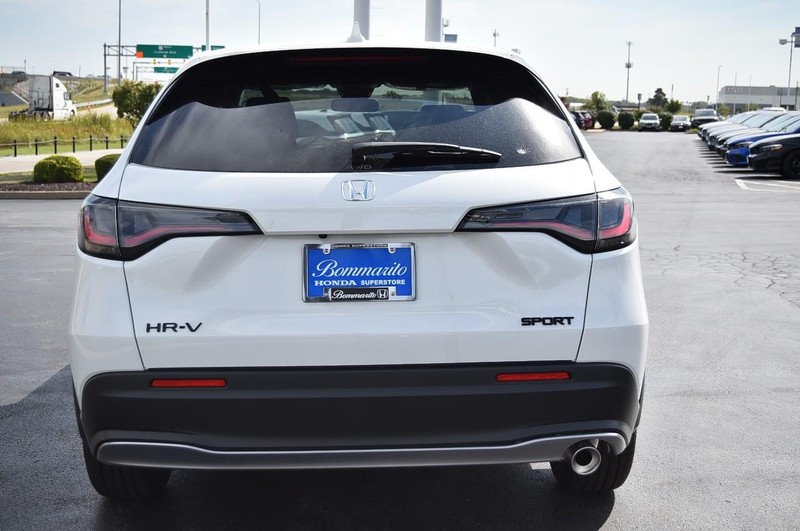 Honda HR-V Vehicle Image 06