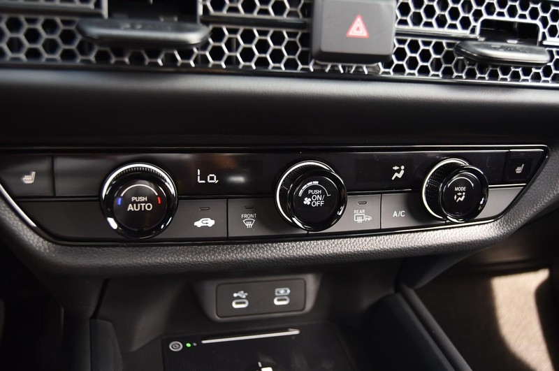 Honda HR-V Vehicle Image 16