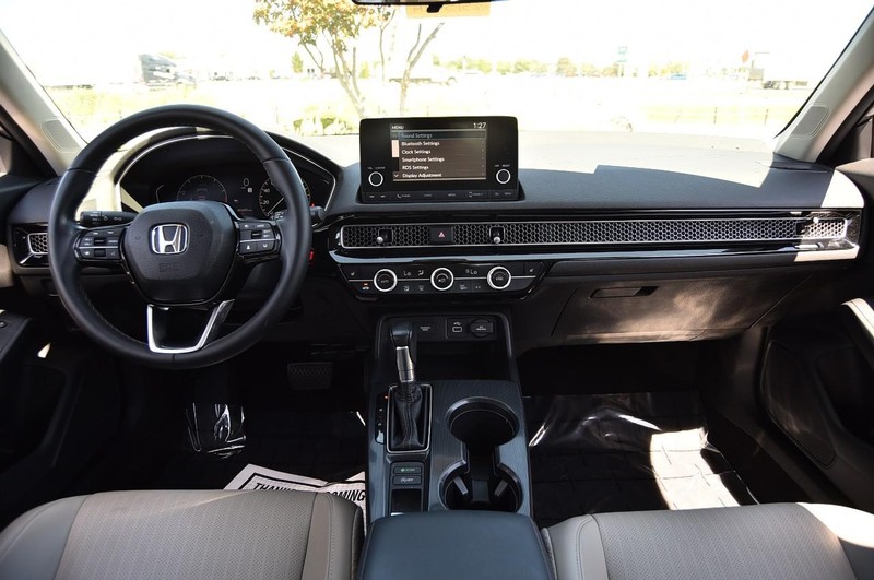 Honda Civic Hatchback Vehicle Image 07